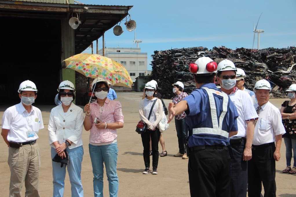 集合成公司創辦人施隨聲董事長與團隊致力發展循環經濟產業鏈